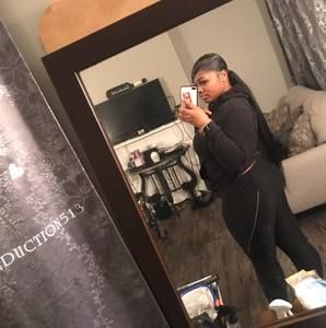 Meet your Posher, Niya